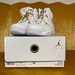 Jordan 6 Retro Gold Hoops Size 7.5 Wmns